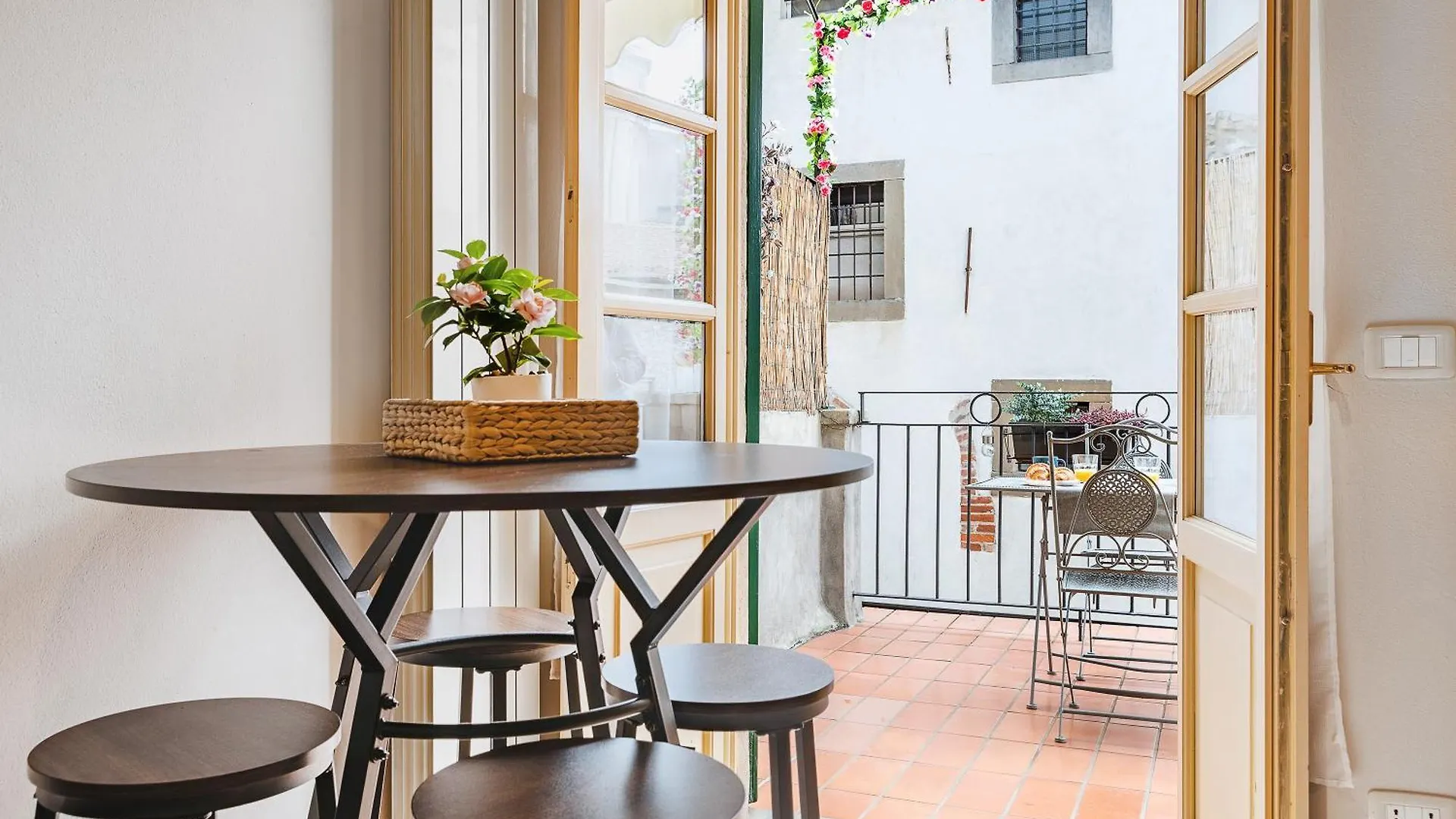 “Antica Terrazza” Charme&Relax Apartment Bergamo 0*,  Italy